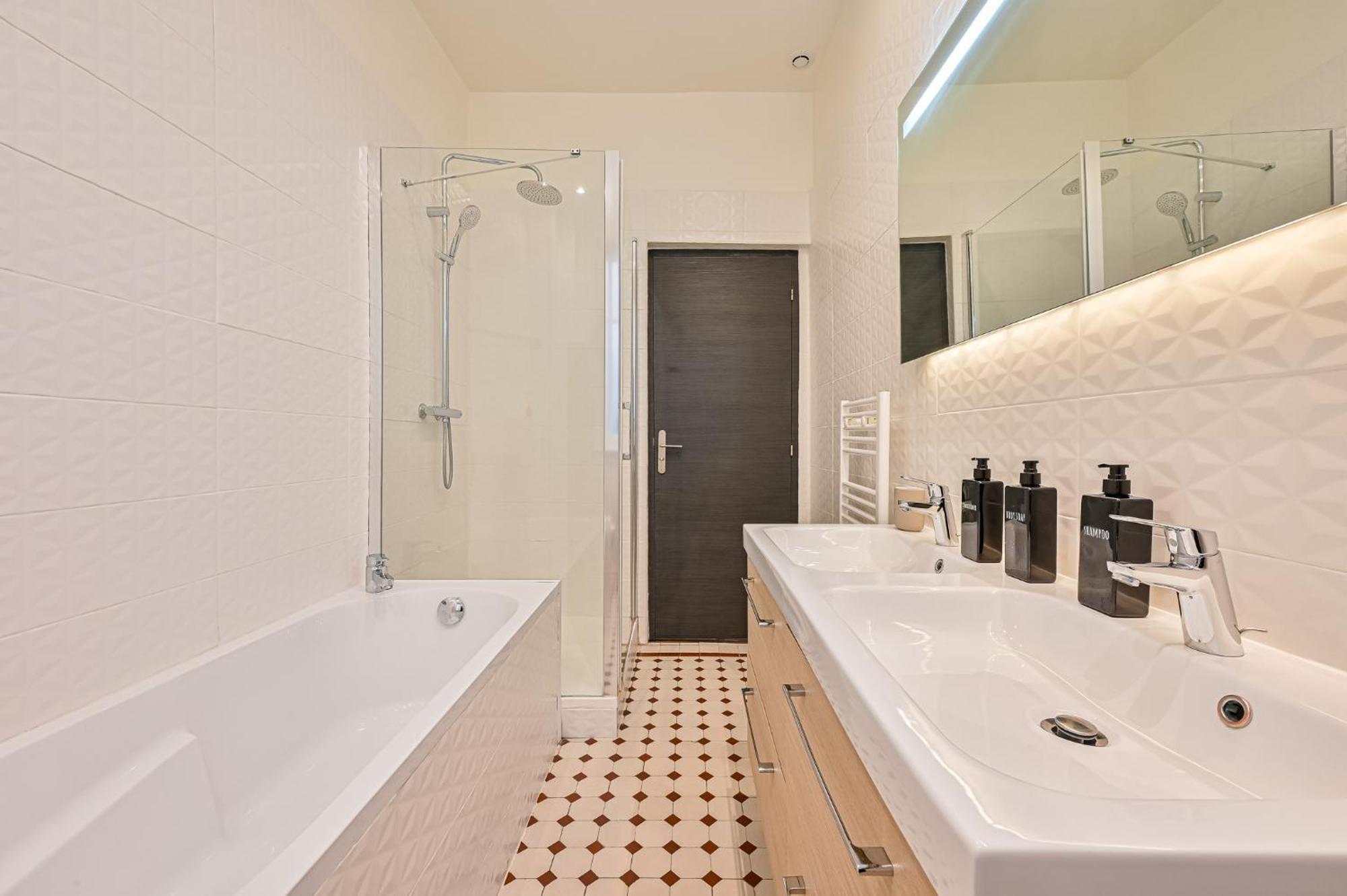 Magnifique Appartement De Luxe & Familia - Paris 16 ภายนอก รูปภาพ